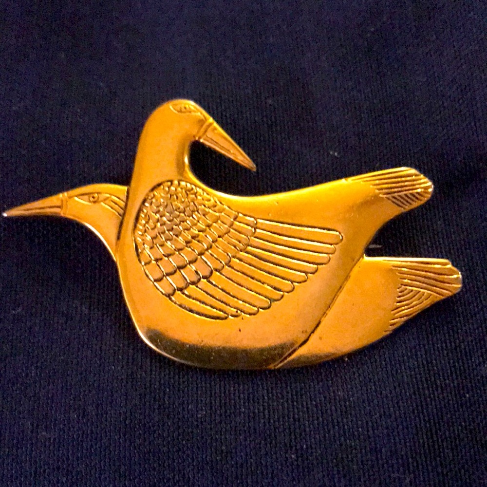 EUC Vintage Laurel Burch Signed Gold Doves Brooch